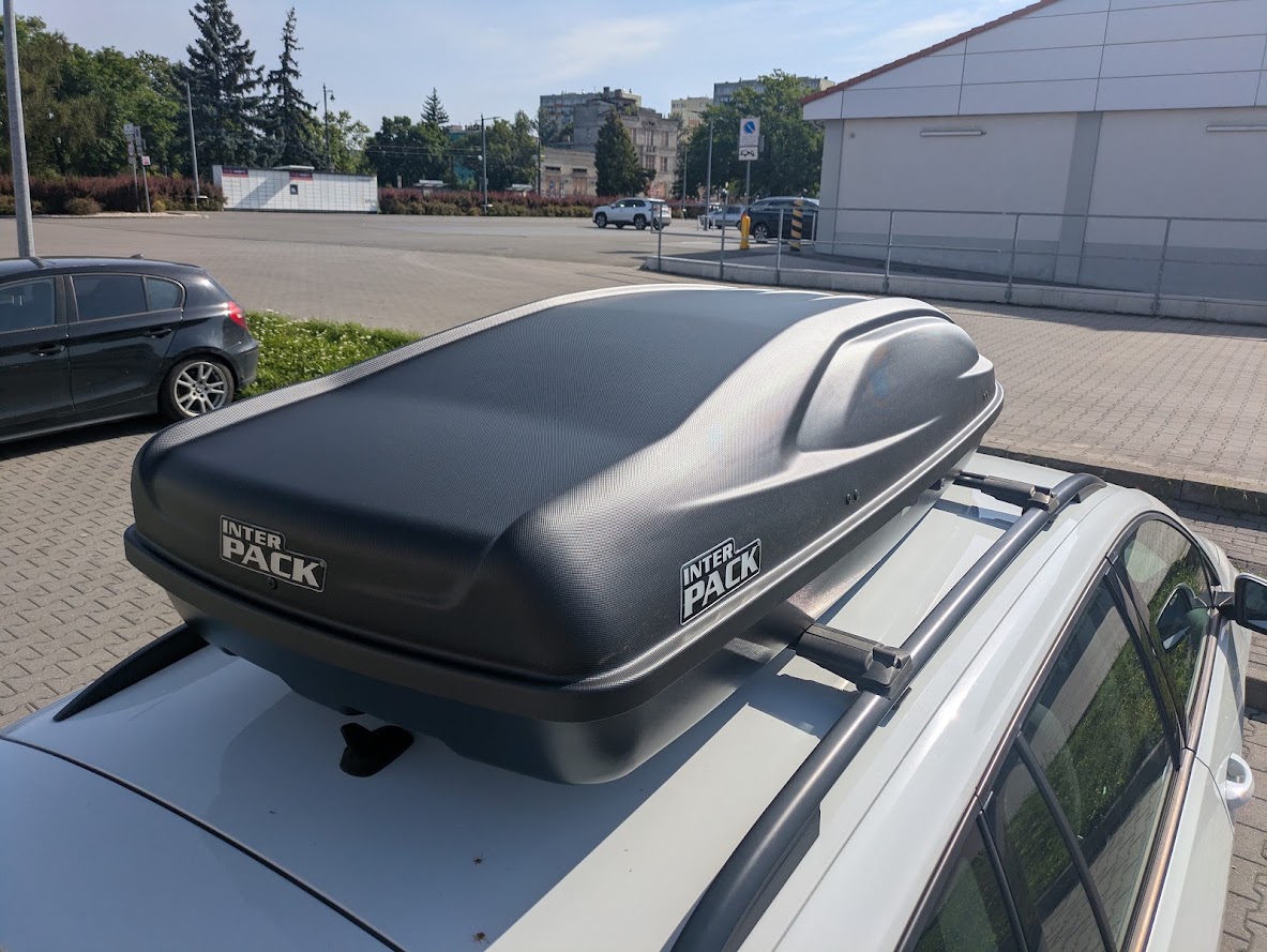 Mocowanie boxa Inter Pack Stella Kevlar do bagażnika dachowego Aguri Prestige S5